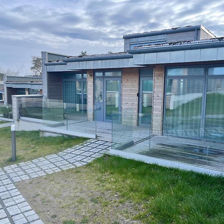 Nybygget Hus I Svaneke Taet Pa Klipper, Skov Og Hav المظهر الخارجي الصورة